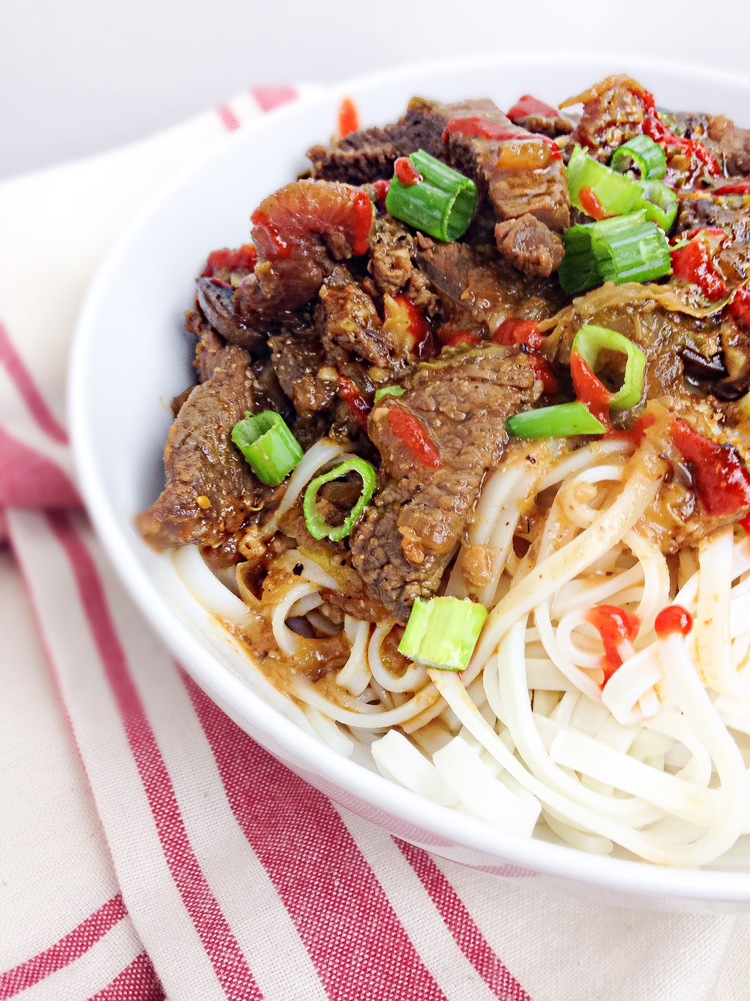 spicy beef bowl 