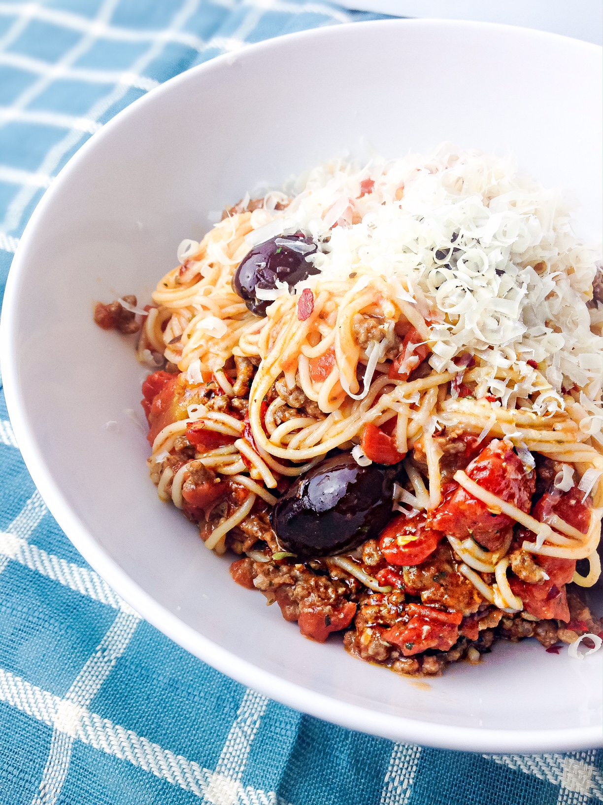 Savory Tomato and Olive Pasta 