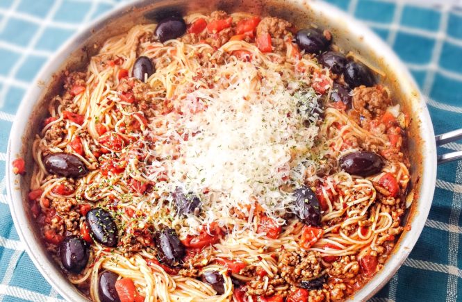 Savory Tomato and Olive Pasta